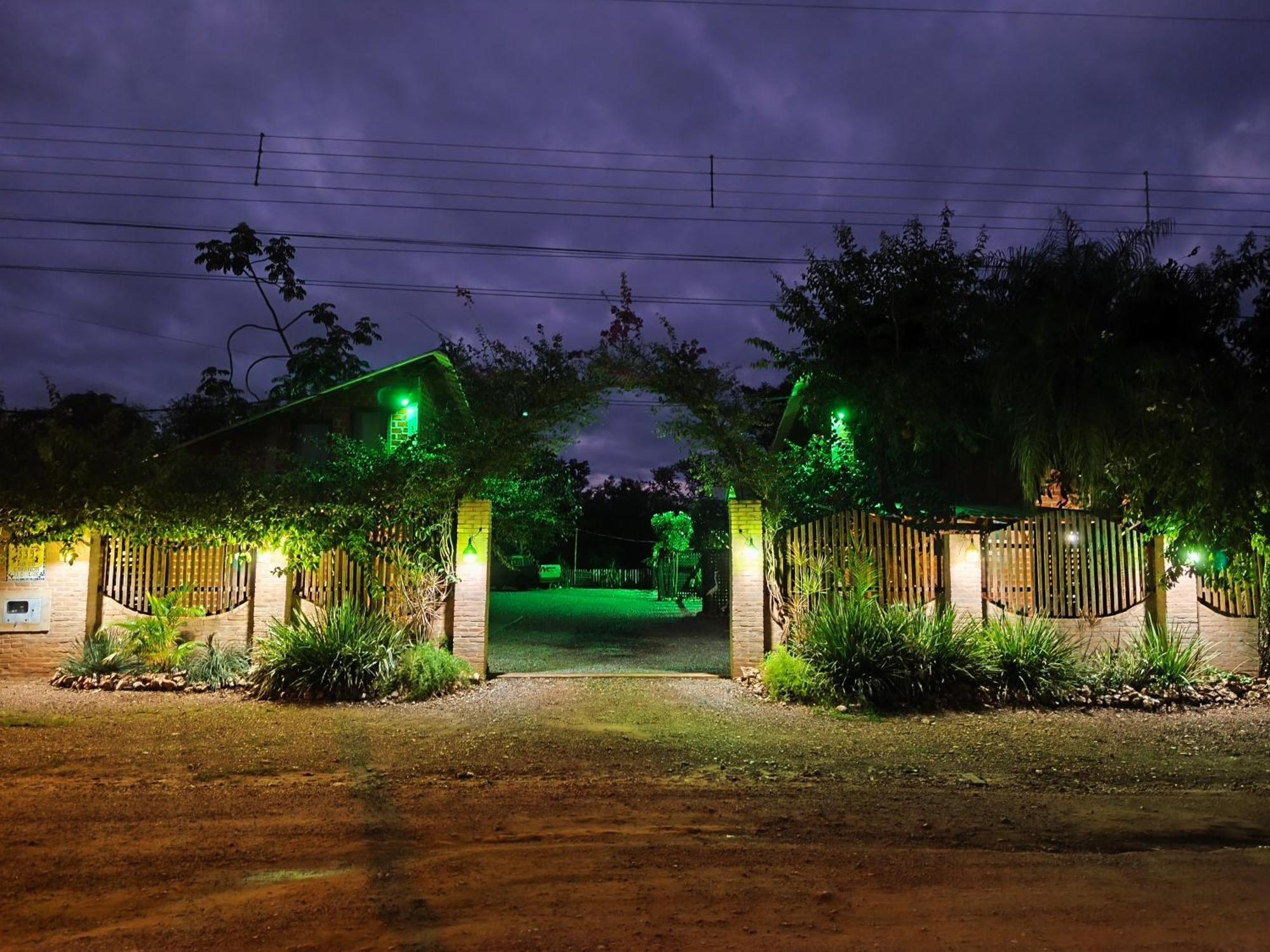Pousada Tarumã challes 01 Bonito (Mato Grosso do Sul) Exterior foto